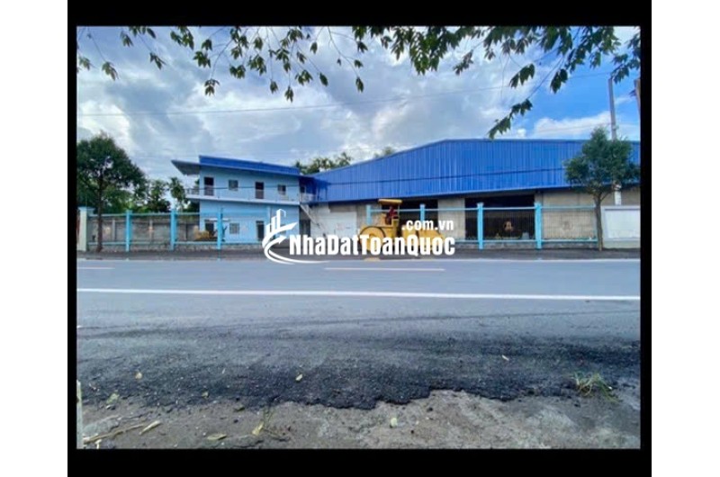 BÁN KHO MẶT TIỀN QL61C, GẦN CẦU BA LÁNG, DT 2168M2, CHỈ 11TR/M2. LH:0783960791.