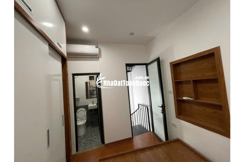 Bán nhà mặt ngõ Thịnh Quang 32/50m2 hơn 6 tỷ oto ngõ thông kinh doanh ở sướng sau quy hoạch ra mặt phố