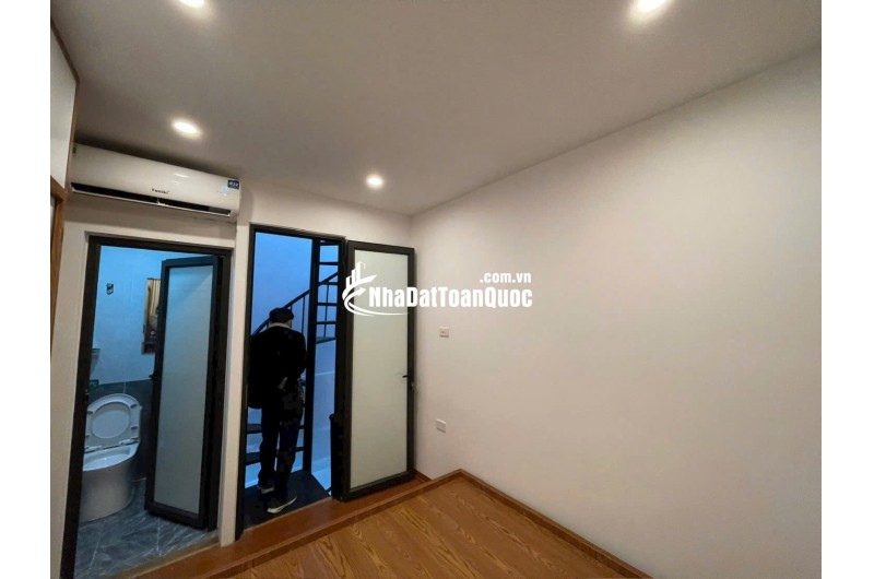 Bán nhà mặt ngõ Thịnh Quang 32/50m2 hơn 6 tỷ oto ngõ thông kinh doanh ở sướng sau quy hoạch ra mặt phố