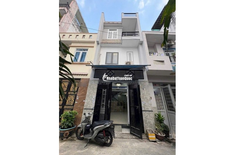 HÀNG MỚI – NHÀ ĐẸP NGAY NGÃ TƯ 4 XÃ – HẺM XE HƠI 6M – GIÁ CHỈ HƠN 4XX. LH:0353671440.
