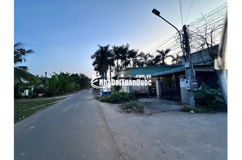 BÁN DÃY TRỌ 5 PHÒNG TẠI TÂY NINH, DT 199,8M2 SHR CHỈ 1.3TỶ. LH:0931821989.