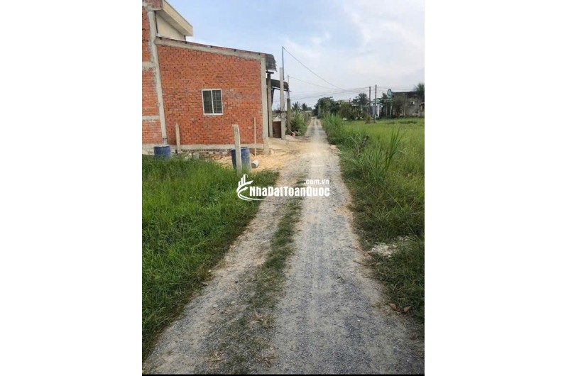 BÁN ĐẤT TẠI ĐỨC HOÀ DT102M2 SHR GIÁ BÁN 890T  THƯƠNG LƯỢNG. LH:0931821989.