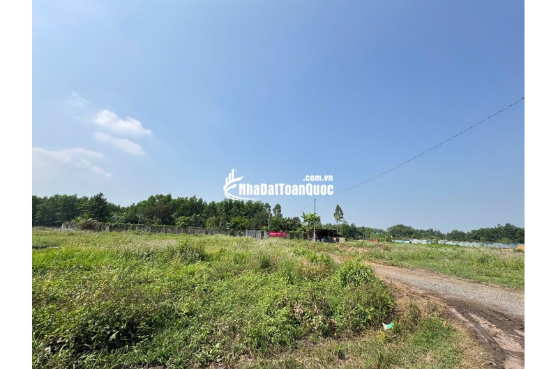 BÁN 3300M2 ĐẤT TẠI PHƯỚC TÂN - TP BIÊN HOÀ. SHR. 33 TỶ. LH:0933449988.