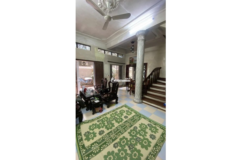 Hàng hiếm Chủ cần bán gấp nhà trong ngõ Nguyễn Ngọc Nại Thanh Xuân 87m2 4 tầng mặt tiền 9.6m giá 24 tỷ cách vài bước chân ra phố dòng tiền cho thuê