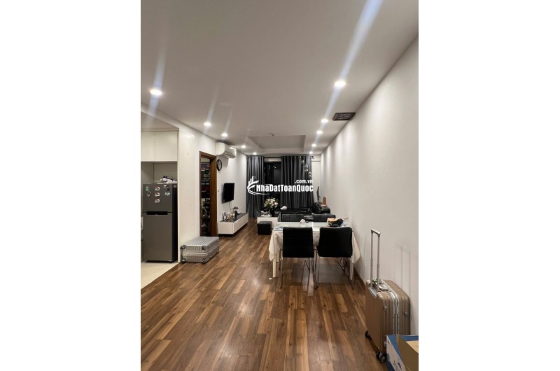 Cho thuê căn hộ 2n toà S Goldmark City full đồ, sẵn slot oto, vào ở luôn, giá 13tr