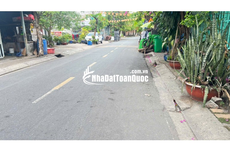 BÁN NHÀ ĐẤT TẠI HÓC MÔN, DT 177M2, SẴN SỔ, CHỈ 3.8 TỶ. LH:0765659378