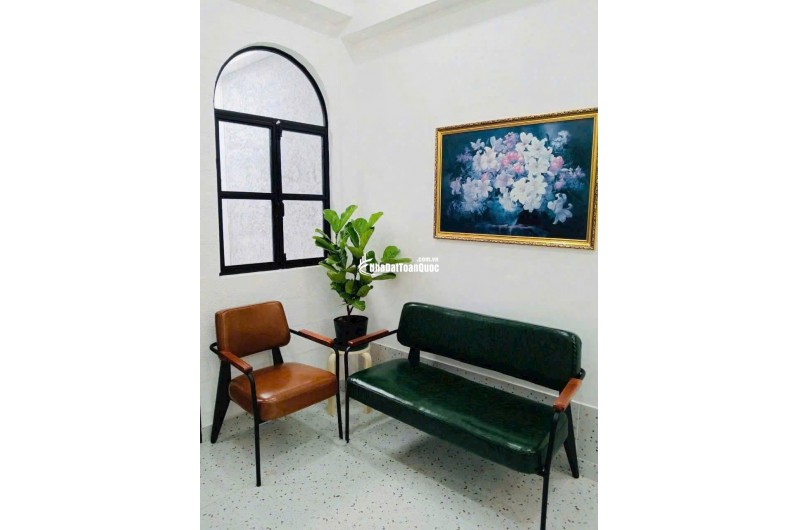 BÁN NHÀ THỊ TRẤN NHÀ BÈ, DT 63,5M2 (5,2X 12) SHR CHỈ 4TỶ8. LH:0903344518