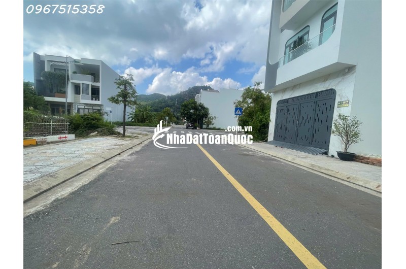 ĐẤT ĐẸP 104M2 - KĐT NAM VĨNH HẢI- CÁCH CHỢ VĨNH HẢI CHỈ 200M-DÂN CƯ ĐÔNG ĐÚC VÀO Ở NGAY