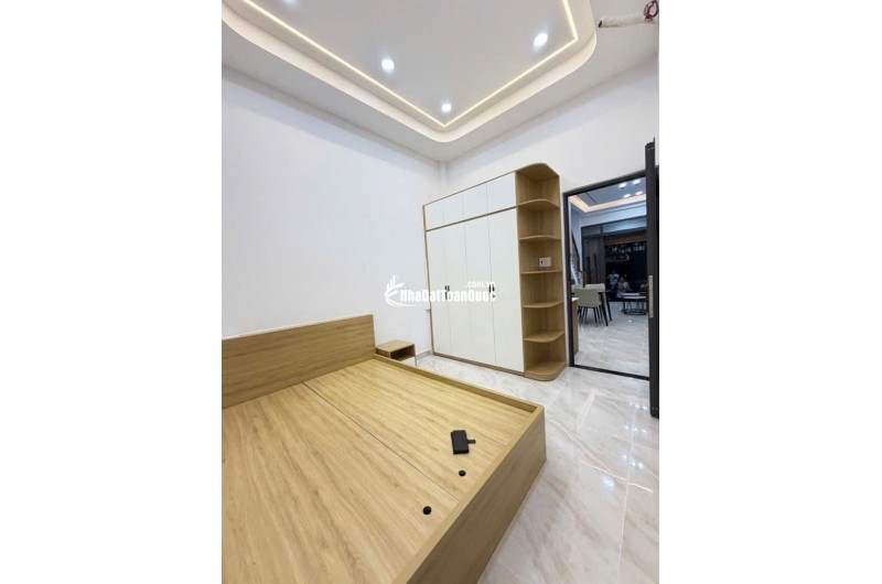 BÁN NHÀ TRƯƠNG PHƯỚC PHAN -BÌNH TÂN - GIÁP TÂN PHÚ LH:0908408385.