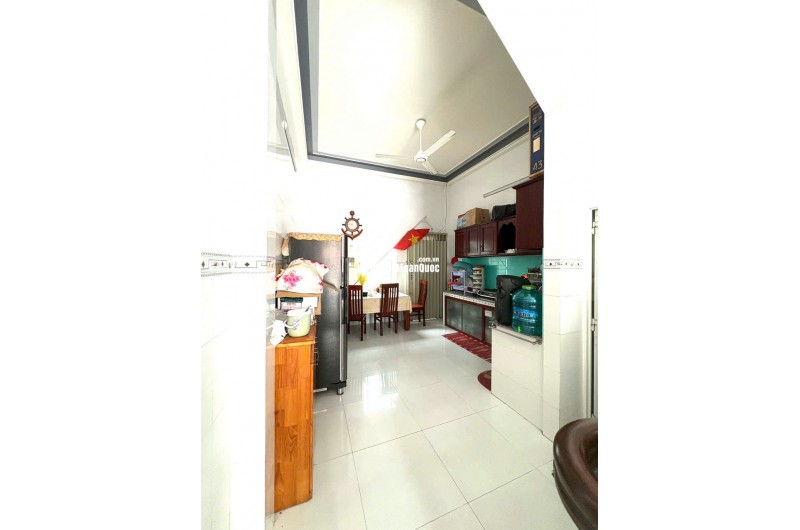 BÁN NHÀ MẶT TIỀN LÝ THÁI TỔ NỐI DÀI – TRUNG TÂM LONG XUYÊN – 41,2M2 – 6TỶXX. LH:0939073155.