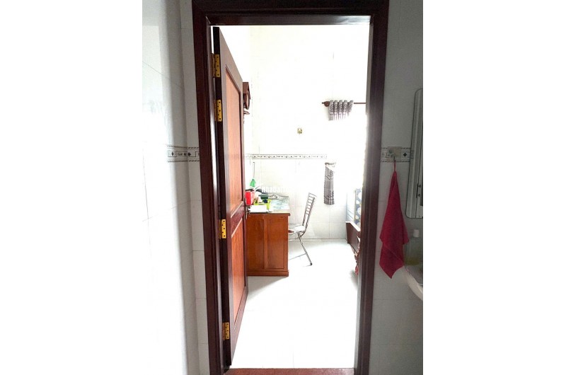 BÁN NHÀ MẶT TIỀN LÝ THÁI TỔ NỐI DÀI – TRUNG TÂM LONG XUYÊN – 41,2M2 – 6TỶXX. LH:0939073155.