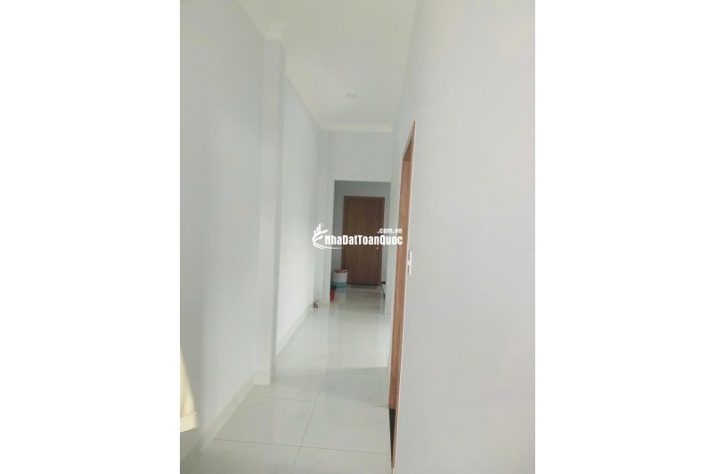 BÁN NHÀ 2 TẦNG – 5M X 27M – CÓ SÂN TRƯỚC SAU THOÁNG MÁT. LH:0988736135