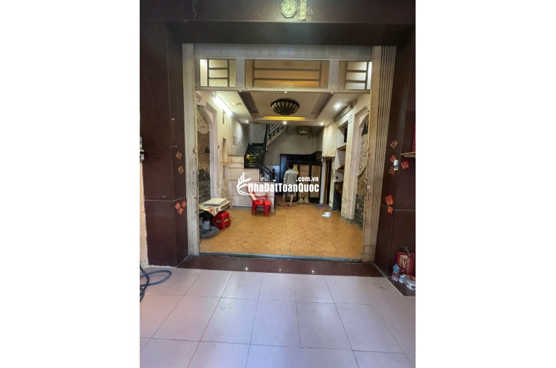 Cho thuê nhà 3 phòng ngủ – Quận 6 (Đường Phạm Văn Chí) Phường 7, Quận 6, Tp Hồ Chí Minh