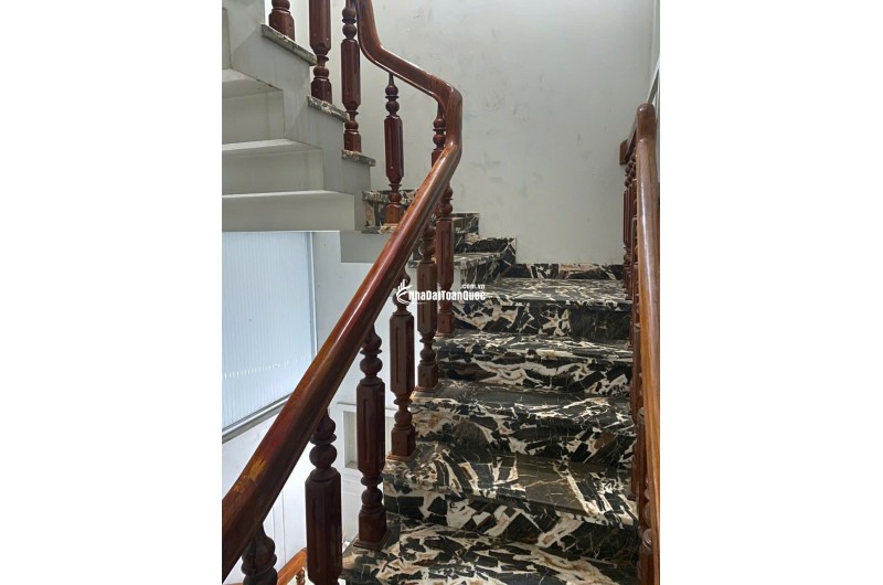 Cho thuê 1 phần nhà hẻm 125 Nguyễn Văn Thương (D1), Phường 25, Quận Bình Thạnh