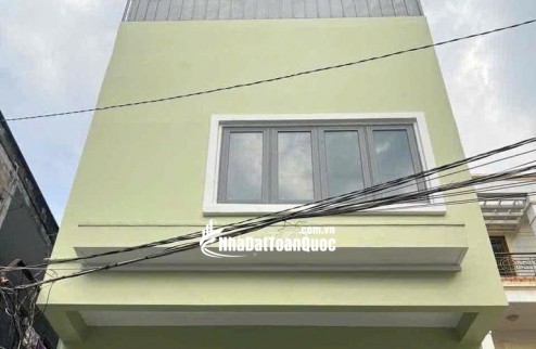 TÔI CẦN BÁN CĂN NHÀ HẺM XE HƠI 60/76 ĐƯỜNG LÝ CHÍNH THẮNG P8Q3. LH:0966775504.