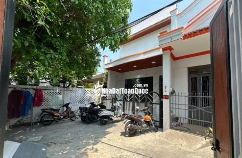 CHỈ 4,1 TỶ - SỞ HỮU NHÀ PHỐ 2 MẶT THOÁNG CMT8, CẨM LỆ!