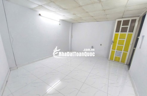 Bán nhà 1 trệt 1 lầu hẻm 322/ Trần Hưng Đạo P. Ng Cư Trinh Q1