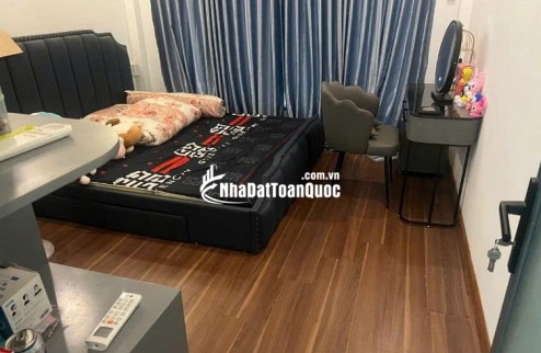 Bán nhà mặt tiền đường Phan Đăng Lưu, vị trí đẹp trung tâm Dĩ An.