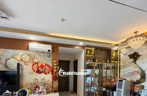 Cần bán căn 75.7m2 Toà nhà ST. Morizt cao cấp nhất Đại lộ Phạm Văn Đồng