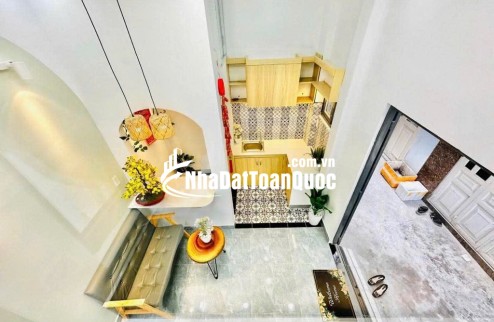NHỈNH 2TỶ CÓ NHÀ SG - 3 TẦNG XINH LUNG LINH - GẦN NHÀ GA T3 - 10P QUA SÂN BAY - 5P TỚI EMART 2 NHỘN NHỊP - SỔ HỒNG RIÊNG TÂN BÌNH