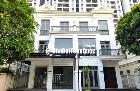 BÁN BIỆT THỰ VINHOMES RIVERSIDE 176M2 - ĐẲNG CẤP GIỚI TINH HOA - QUỸ CĂN KHAN HIẾM 0372311369