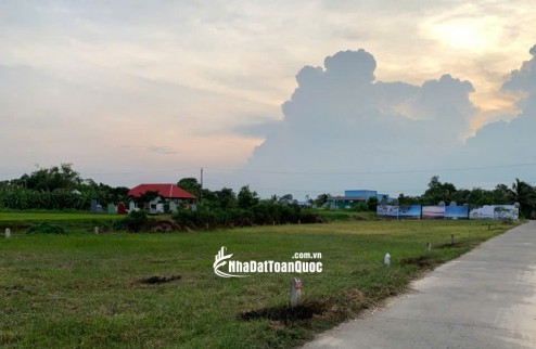 Đất chính chủ cần bán, sổ sẵng Bình Ân