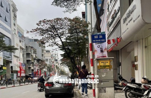 Bán nhà trong ngõ Tôn Đức Thắng 22/26m2 5 tầng Hơn 6 Tỷ Lô góc Đẹp toàn diện Tiện ích đa dạng