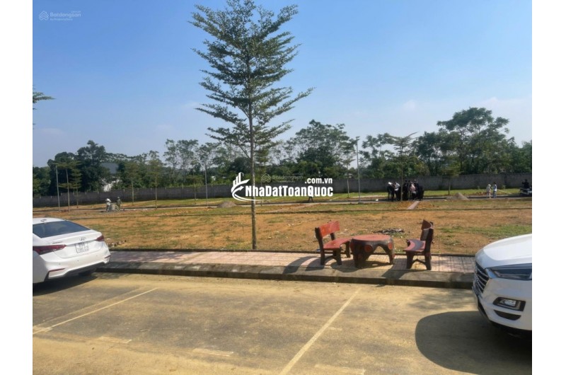 Chiết khấu sâu nhất lô đất đẹp, mặt tiền rộng, vị trí trung tâm Vai réo, Phú Cát, Hà Nội