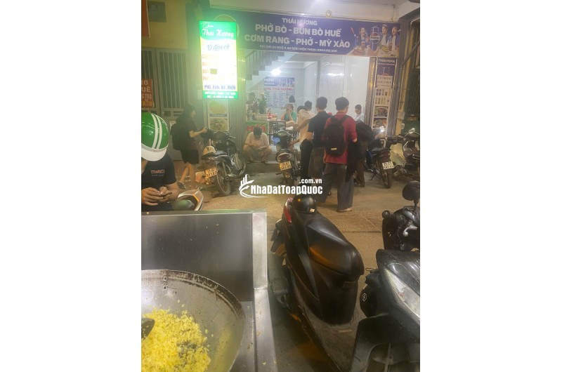 Hot mặt bằng khu Ao Sen đông sv nhất Hà Đông