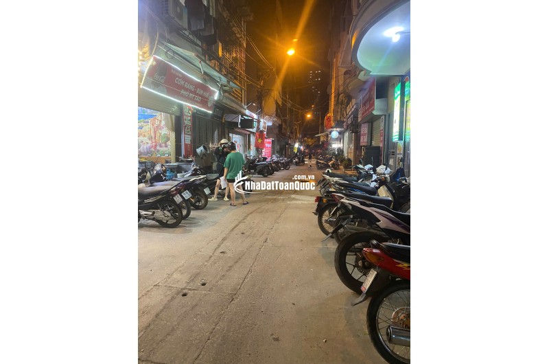 Hot mặt bằng khu Ao Sen đông sv nhất Hà Đông
