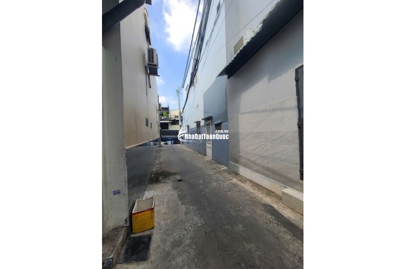  CHỈ 3.5 TỶ! HẺM XE HƠI TẬN CỬA – 45M2 – CÁCH XE TẢI 30M – GIÁ RẺ HIẾM KHU TÂN THỚI NHẤT - PHAN VĂN HƠN - NHÀ GA METRO THAM LƯƠNG BẾN THÀNH.