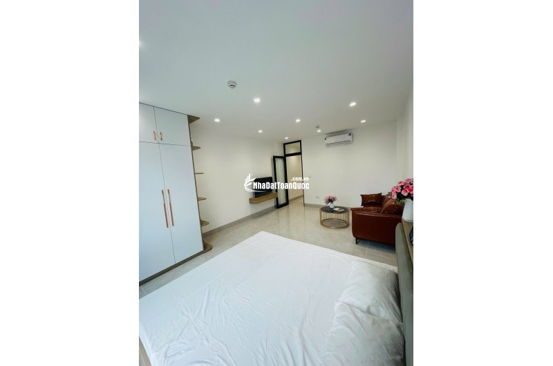 TOÀ NHÀ CĂN HỘ DỊCH VỤ 8 TẦNG THANG MÁY - 15 PHÒNG FULL NỘI THẤT