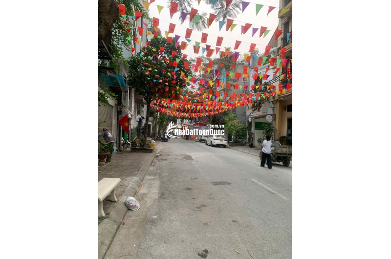 BÁN ĐẤT MẶT PHỐ ÁI MỘ - BỒ ĐỀ - LONG BIÊN HÀ NỘI. DT 120 M2 - SỔ ĐỎ - 52 TỶ. LH:0388796633.