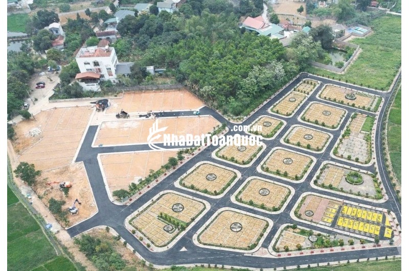 CẦN BÁN GẤP – LÔ ĐẤT VÀNG TRỤC CHÍNH TRẠI LÁNG – GẦN TOMODACHI LÀNG MÍT