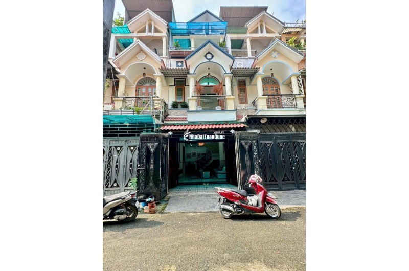 BÁN NHÀ KHU DÂN CƯ VẠN XUÂN – TX24, QUẬN 12. DT 4X13 SHR CHỈ 5.49 TỶ. LH:0975547200.