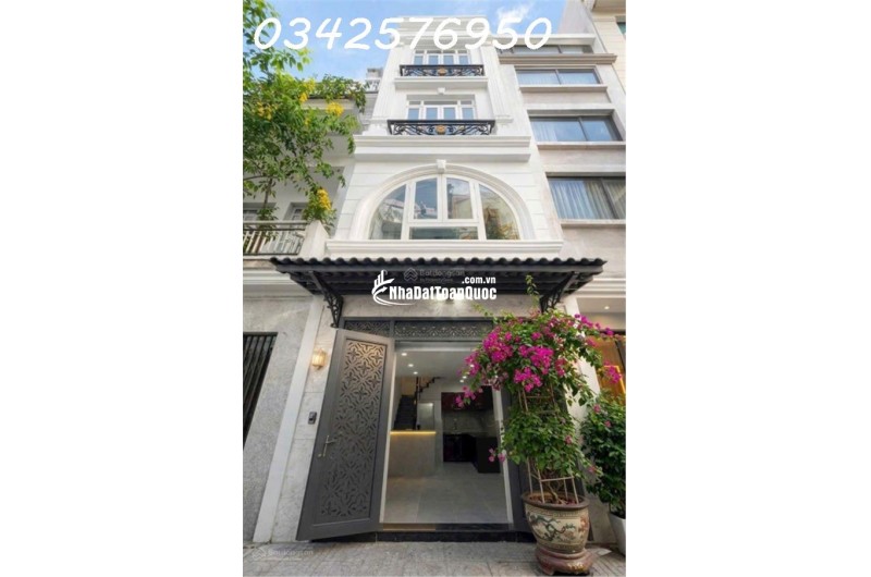 Bán nhà 2 tầng 21m² Nguyễn Thần Hiến, Q.4, 5.6 tỷ, sổ đỏ.