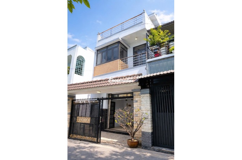 BÁN NHÀ 1074/22/1B ĐƯỜNG TỈNH LỘ 10 (THÔNG VỚI HẺM 111 LÊ ĐÌNH CẨN). LH:0933534006.