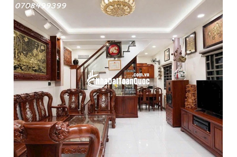  CHỈ 3 TỶ! NHÀ LÔ GÓC NGANG 4.8M – 2 TẦNG Ở NGAY – SÁT TRƯỜNG CHINH – GIÁ HIẾM
