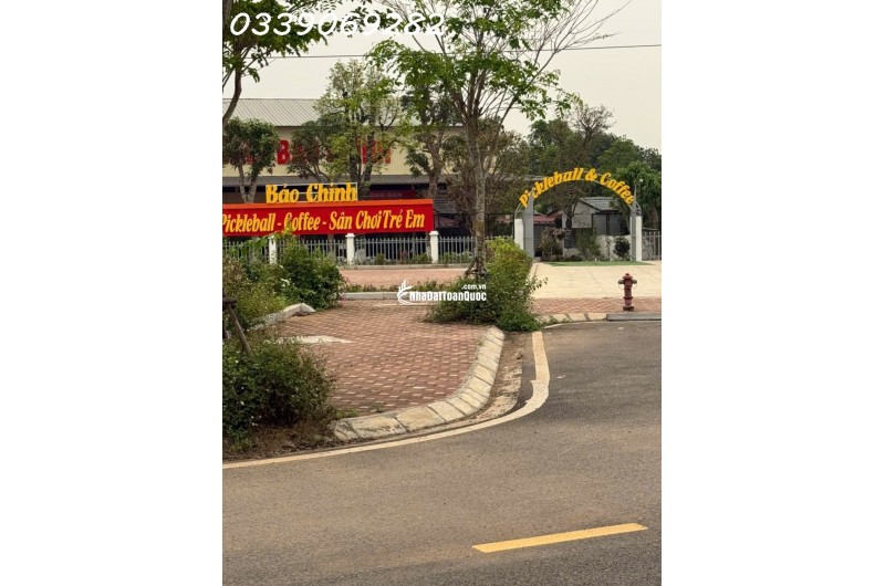 Thanh lý lô đất 100m2 gần Đại học Quốc Gia, khu vực trung tâm Hòa Lạc. Phù hợp xây trọ, đầu tư sinh lời, kết nối Metro 5 – Quốc Lộ 21. Liên hệ xem