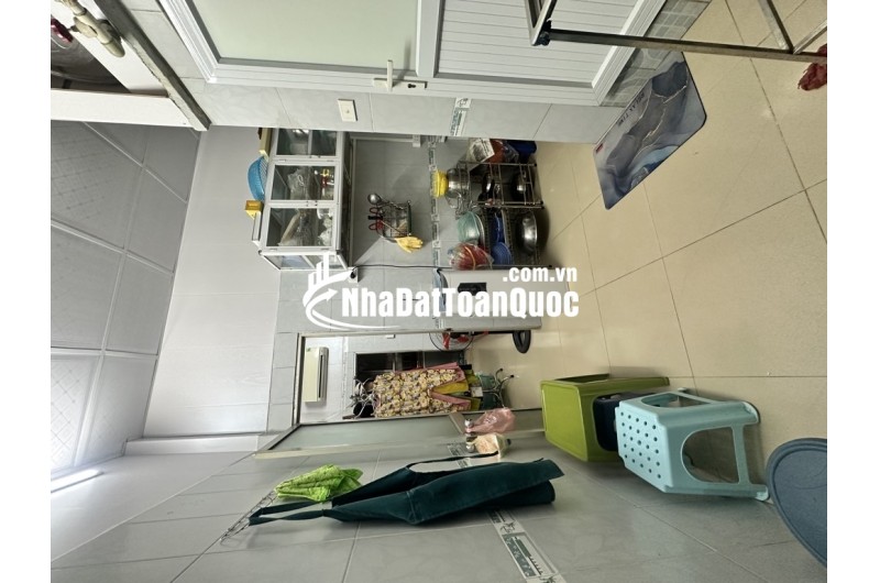 Bán nhà tập thể Hai Bà Trưng 50m ngay Lò Đúc chỉ 2,9x tỷ cải tạo thành 2 ngủ
