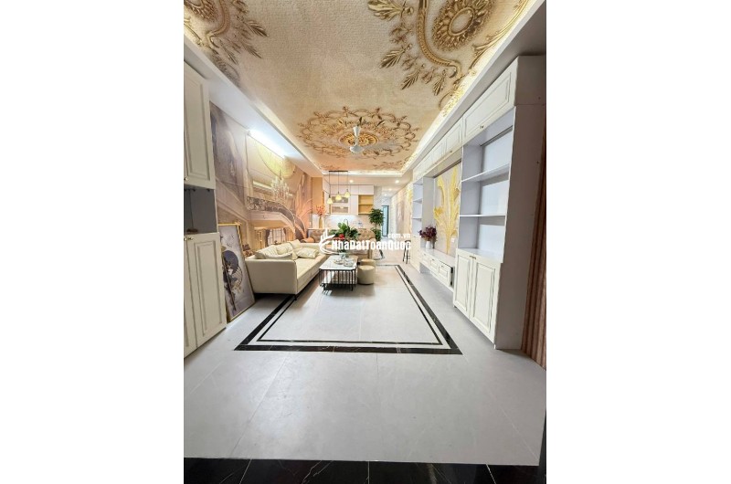 Bán căn hộ tập thể tầng 1 tại Trung tâm quận Hai Bà Trưng chỉ nhỉnh 4 tỷ