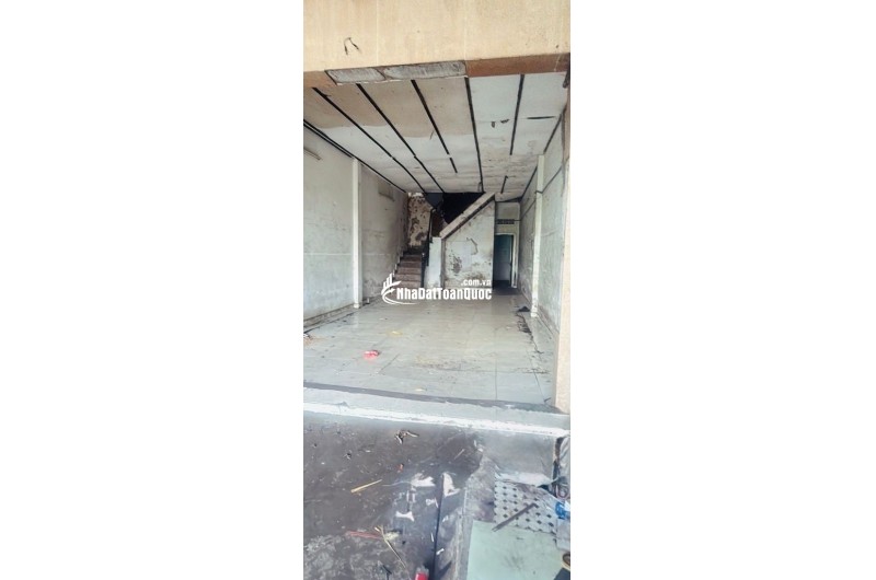 NHÀ NGAY HÒA BÌNH,PHÚ THẠNH,TÂN PHÚ. HẺM 12M THÔNG RA HẺM 110 TÔ HIỆU, 4M X 20M,2 TẦNG,NHÀ CŨ CÒN Ở ĐƯỢC CHỈ NHỈNH 90TR/M2