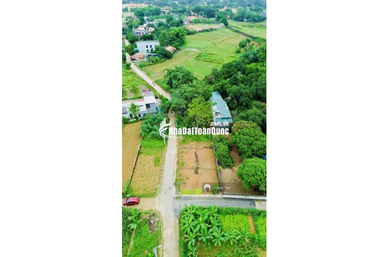 Lô đất 120.1m2 full thổ tại Đồng Trạng, Hòa Lạc mặt tiền 9,25m. Đường thông ôtô tránh. Chỉ 33tr/m2