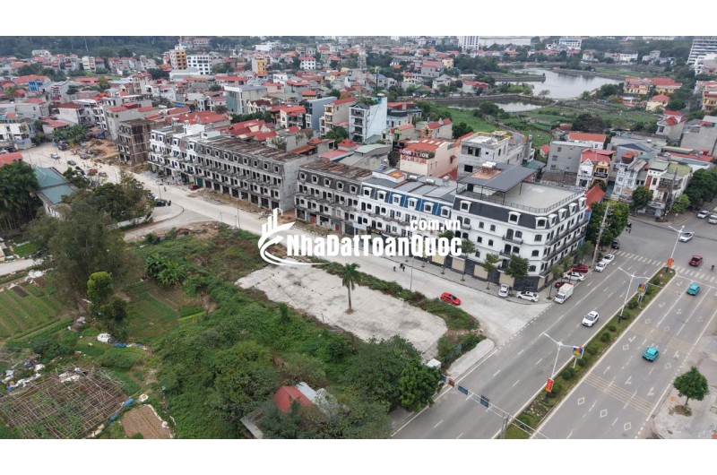 Chính Chủ cần bán Nhà 2 mặt tiền Đường Nguyễn Tất Thành. 5 Tầng Xây mới 125.7m2 Giá 12.5 tỷ.