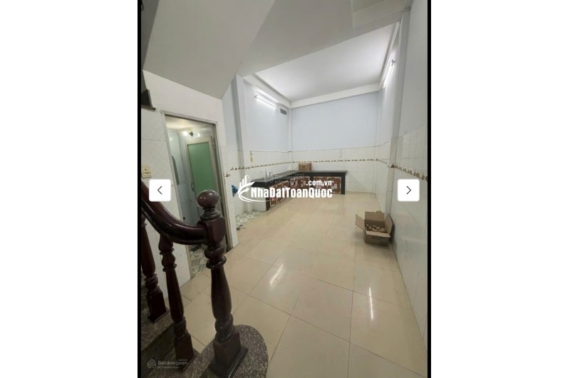 Cho thuê nhà nguyên căn hẻm xe hơi 4pn 3wc tại Hoàng Hoa Thám - Tân Bình