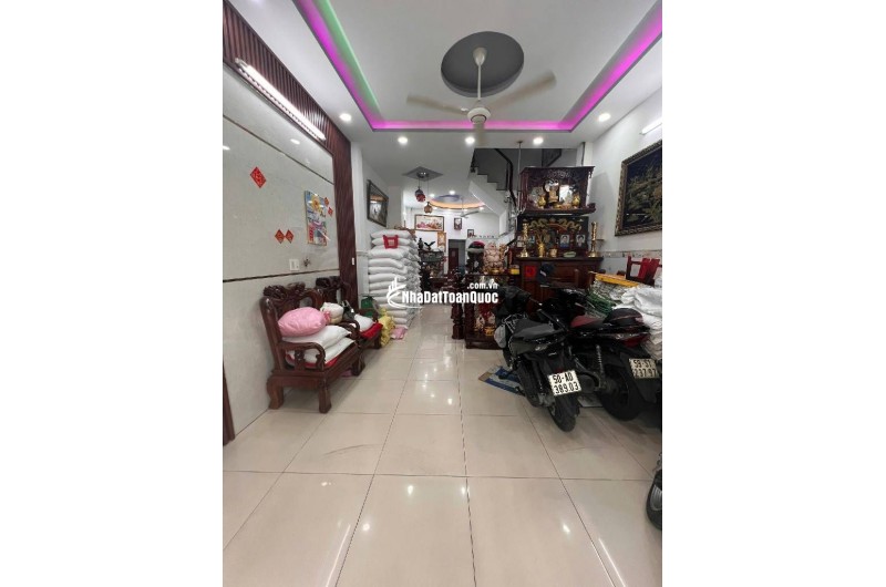 NHÀ BÀ ĐIỂM NGAY NGÃ TƯ TRUNG CHÁNH 1 BƯỚC QUA GÒ VẤP- 50M2-4 TẦNG- CHỈ 4,5 TỶ