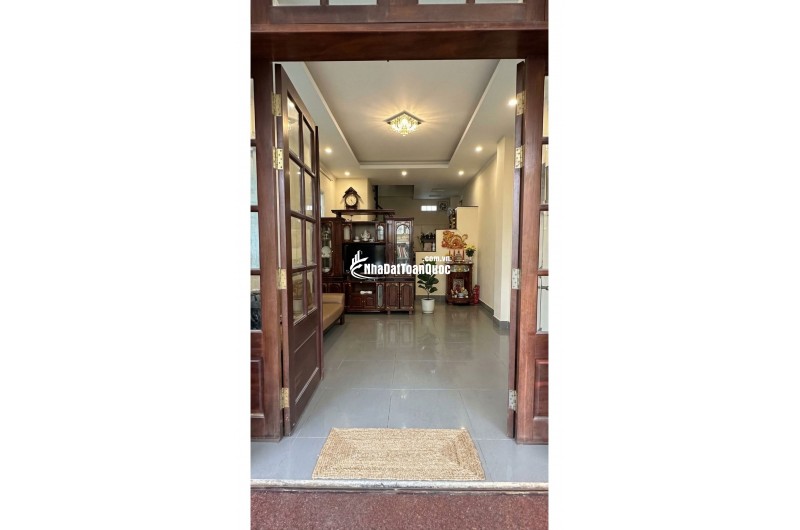 CHỈ 20M RA MT ÂU DƯƠNG LÂN - NHÀ 3 TẦNG CÓ SÂN THƯỢNG, CHUẨN ĐẸP - GIÁ 6,9 TỶ