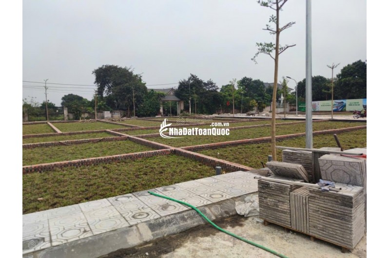 ĐẤT VIEW HỒ, 100M2 FULL THỔ CƯ, GIÁP KHU CNC HÒA LẠC, ĐH QUỐC GIA HN, CỔ ĐÔNG, SƠN TÂY GIÁ HƠN 4 TỶ lh 0393778489