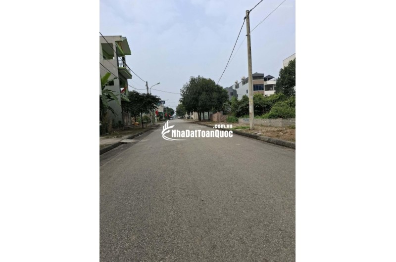 Bán lô đất 100m2 ngay ngã tư quốc lộ 21 đại lộ thăng long, cạnh ĐH Quốc Gia, khu CN Cao Hòa Lạc