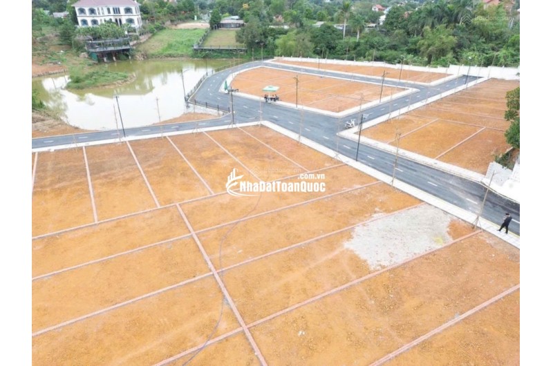 Siêu hiếm lô góc 2 mặt tiền view hồ Đồng Trạng gần ĐHQG, DT 102,5m2 full thổ cư, sẵn sổ